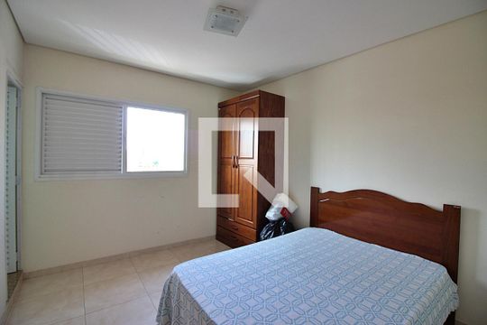 Quarto 1 - Suíte de casa à venda com 4 quartos, 413m² em Demarchi, São Bernardo do Campo