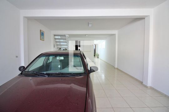 Garagem de casa à venda com 4 quartos, 413m² em Demarchi, São Bernardo do Campo