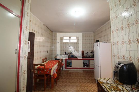 Cozinha de casa à venda com 2 quartos, 200m² em Olímpico, São Caetano do Sul