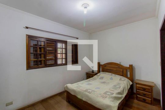 Suíte  de casa para alugar com 3 quartos, 230m² em Vila Paranagua, São Paulo
