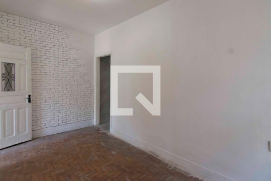 Sala de casa de condomínio para alugar com 2 quartos, 30m² em Chácara Inglesa, São Paulo