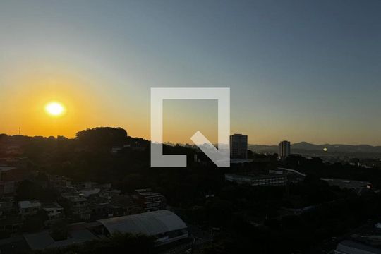 Vista da Sacada de apartamento à venda com 2 quartos, 55m² em Vila Osasco, Osasco