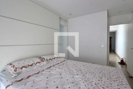 Suíte 1 - Quarto de casa à venda com 4 quartos, 260m² em Parque das Nações, Santo André