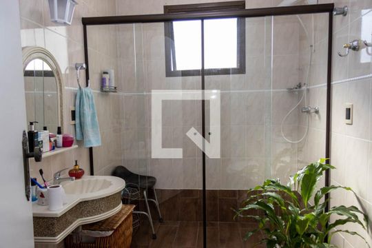 Banheiro de apartamento à venda com 4 quartos, 205m² em Rudge Ramos, São Bernardo do Campo