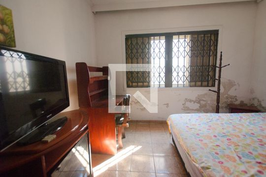 Quarto 3 de casa à venda com 5 quartos, 384m² em Ipiranga, São Paulo