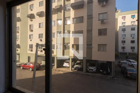 Vista do Quarto 2 de apartamento para alugar com 2 quartos, 55m² em Campo Grande, Rio de Janeiro
