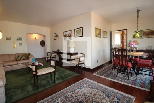Casa à venda com 3 quartos, 360m² em Vila Brandina, Campinas