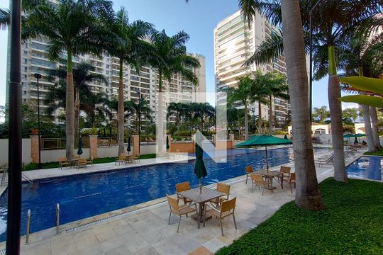 Área comum - Piscina de apartamento para alugar com 3 quartos, 99m² em Jacarepaguá, Rio de Janeiro