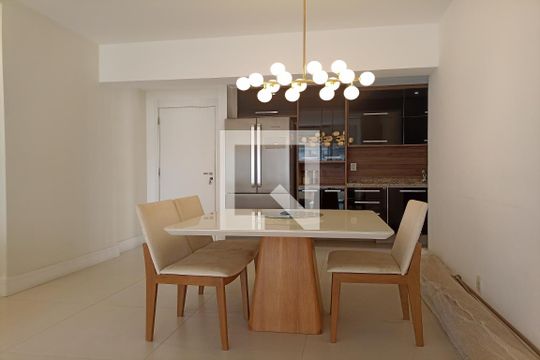 Sala  de apartamento para alugar com 3 quartos, 99m² em Jacarepaguá, Rio de Janeiro