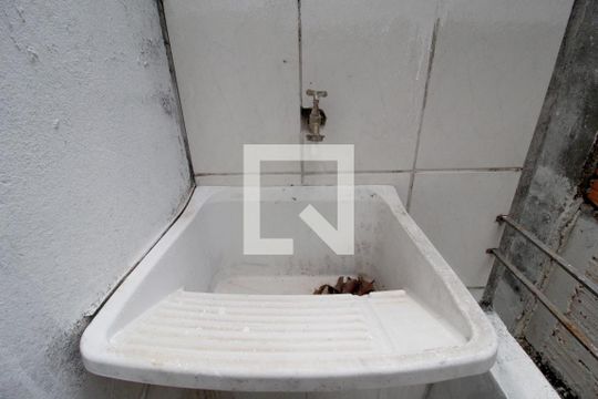 Área de Serviço de kitnet/studio para alugar com 1 quarto, 27m² em Jardim Gonçalves, Sorocaba