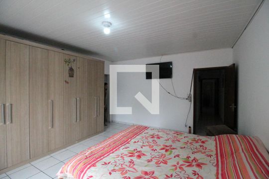 Suíte de casa para alugar com 3 quartos, 185m² em Vila Sampaio, São Paulo