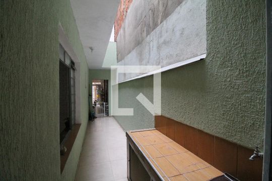 Quintal de casa à venda com 3 quartos, 185m² em Vila Sampaio, São Paulo