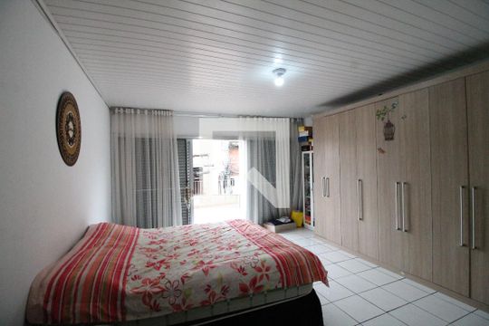 Quarto Suíte de casa à venda com 3 quartos, 185m² em Vila Sampaio, São Paulo