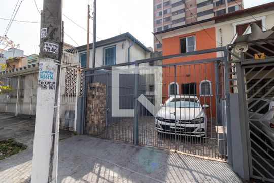 Fachada de casa à venda com 3 quartos, 249m² em Jardim São Paulo(zona Norte), São Paulo