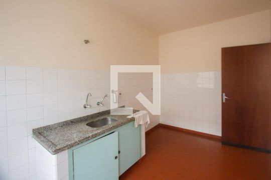 Cozinha de apartamento para alugar com 2 quartos, 102m² em Chácara Santo Antônio (zona Sul), São Paulo