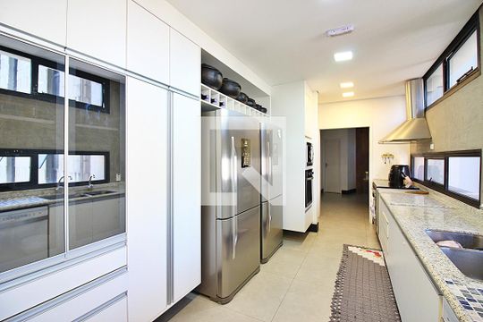 Cozinha de apartamento à venda com 6 quartos, 392m² em Centro, São Bernardo do Campo