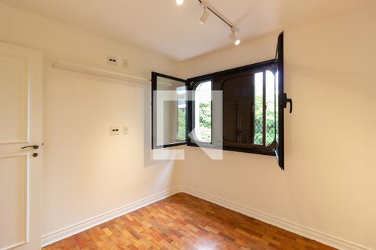 Quarto 2 de apartamento à venda com 3 quartos, 122m² em Jardim Paulista, São Paulo