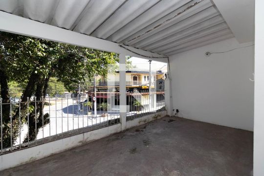 Sacada de casa para alugar com 2 quartos, 40m² em Jardim Santa Maria, São Paulo