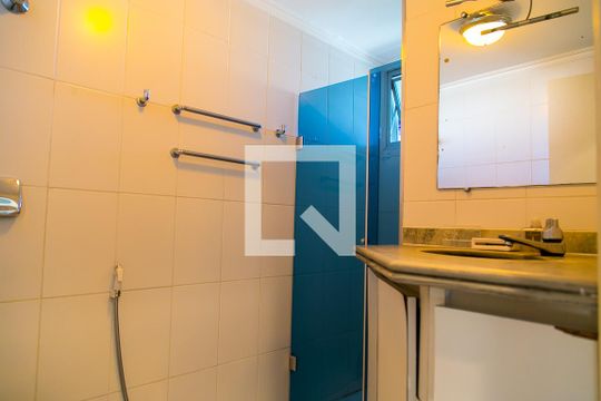 Banheiro de apartamento à venda com 3 quartos, 140m² em Vila Mascote, São Paulo