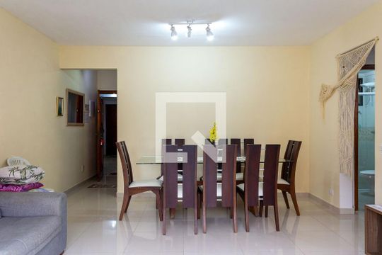 Sala de apartamento para alugar com 3 quartos, 135m² em Parque Enseada, Guarujá