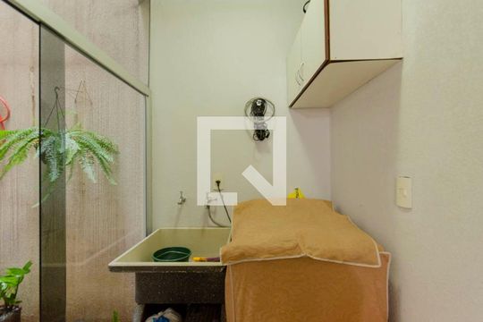 Área de Serviço de casa de condomínio à venda com 2 quartos, 105m² em Vila Santa Teresa (zona Leste), São Paulo