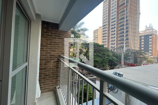 Sacada de kitnet/studio à venda com 1 quarto, 21m² em Indianópolis, São Paulo