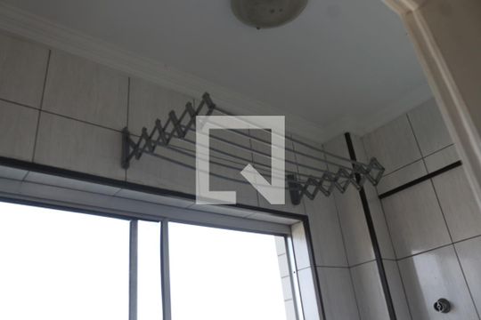 Área de Serviço de apartamento para alugar com 1 quarto, 56m² em Jardim Guassu, São Vicente