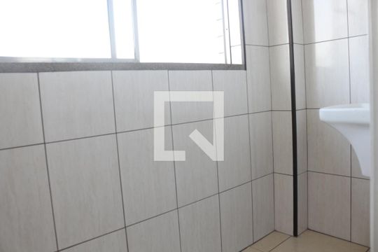 Área de Serviço de apartamento para alugar com 1 quarto, 56m² em Jardim Guassu, São Vicente