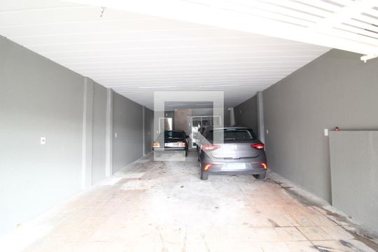 Garagem de casa à venda com 3 quartos, 172m² em Jardim São Caetano, São Caetano do Sul