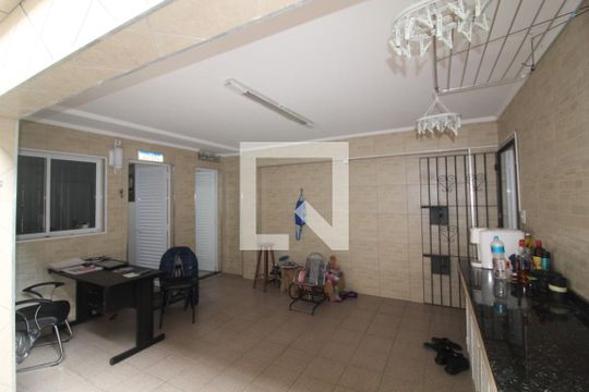 Quintal de casa à venda com 3 quartos, 172m² em Jardim São Caetano, São Caetano do Sul