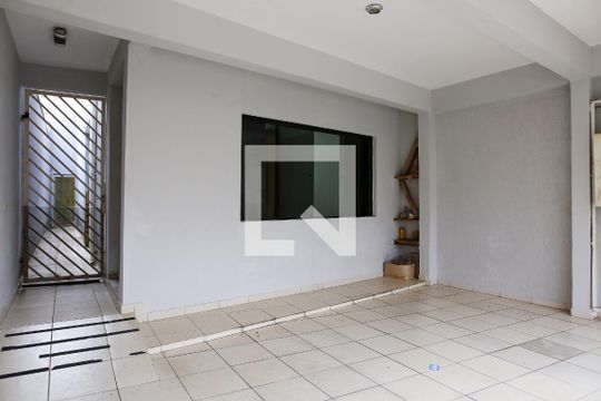 Garagem de casa à venda com 3 quartos, 150m² em Vila Curuca, Santo André