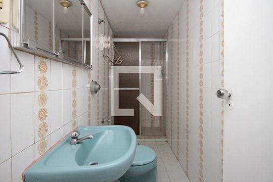 Banheiro de kitnet/studio à venda com 1 quarto, 39m² em Vila Buarque, São Paulo