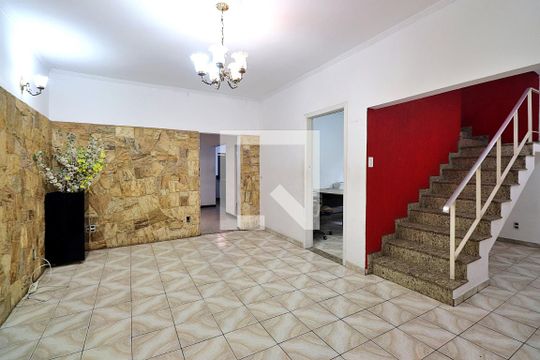 Casa à venda com 3 quartos, 332m² em Vila Camilópolis, Santo André