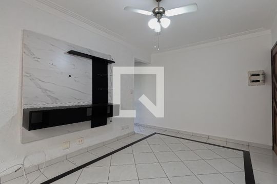 Sala de apartamento para alugar com 2 quartos, 75m² em Jardim Santa Mena, Guarulhos