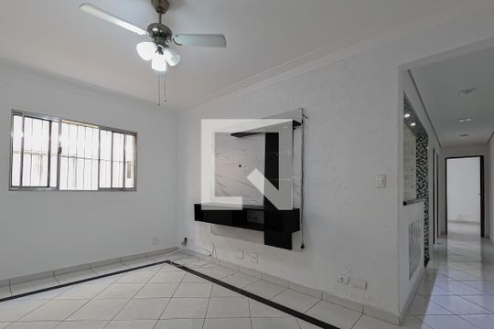 Sala de apartamento para alugar com 2 quartos, 75m² em Jardim Santa Mena, Guarulhos