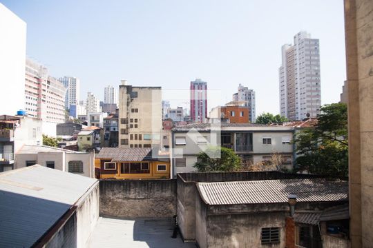 Vista do Quarto de kitnet/studio à venda com 1 quarto, 39m² em Bela Vista, São Paulo