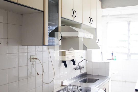 Cozinha de kitnet/studio à venda com 1 quarto, 39m² em Bela Vista, São Paulo