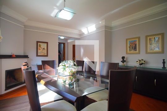 Sala de jantar  de apartamento para alugar com 3 quartos, 191m² em Auxiliadora, Porto Alegre