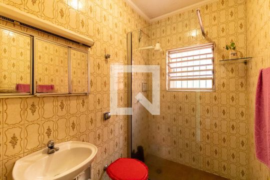 Banheiro Social de casa à venda com 6 quartos, 370m² em Vila da Saúde, São Paulo