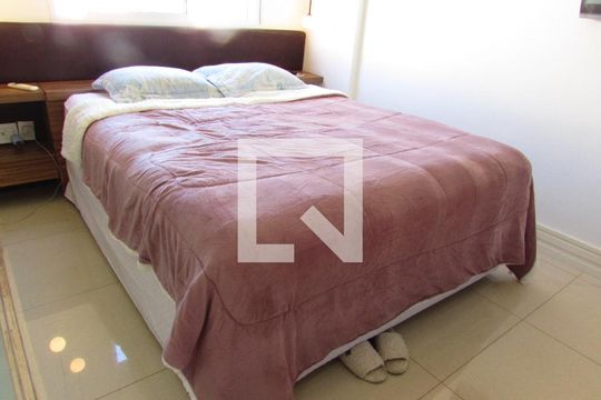 Suíte 1 de apartamento para alugar com 2 quartos, 150m² em Jardim Ampliação, São Paulo