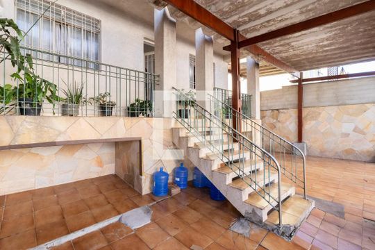 Garagem de casa à venda com 5 quartos, 250m² em Santana, São Paulo
