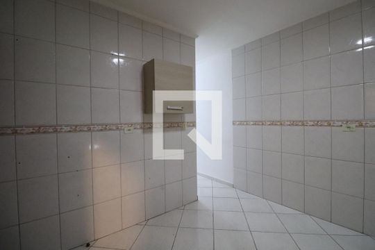 Cozinha de casa para alugar com 3 quartos, 73m² em Jardim Presidente Dutra, Guarulhos