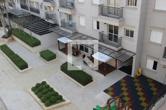 Área comum de apartamento para alugar com 1 quarto, 40m² em Granja Viana, Cotia