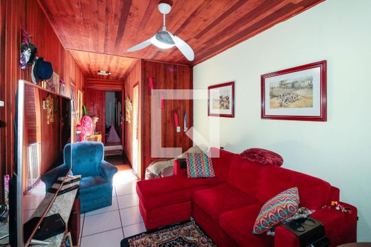 Sala de casa à venda com 3 quartos, 200m² em Jardim Santa Francisca, Guarulhos