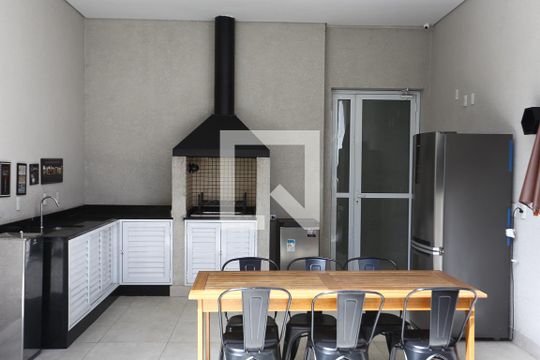Área comum - Churrasqueira de apartamento para alugar com 2 quartos, 58m² em Vila Suzana, São Paulo