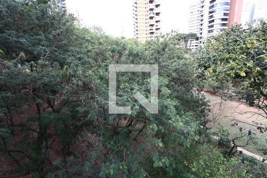 Quarto 2 vista de apartamento para alugar com 2 quartos, 58m² em Vila Suzana, São Paulo