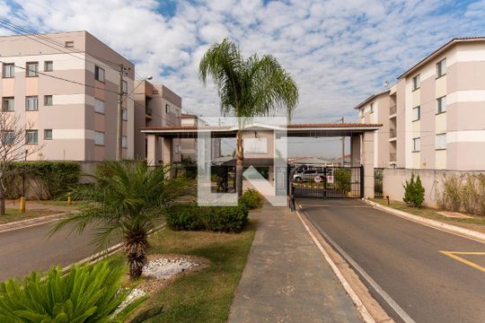 Fachada do Condomínio de apartamento para alugar com 2 quartos, 49m² em Jardim Ipaussurama, Campinas