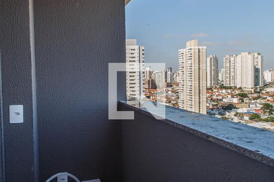 Varanda de kitnet/studio para alugar com 1 quarto, 23m² em Quarta Parada, São Paulo