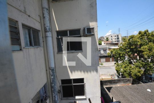 Vista do Quarto 1 de apartamento à venda com 2 quartos, 63m² em Cordovil, Rio de Janeiro