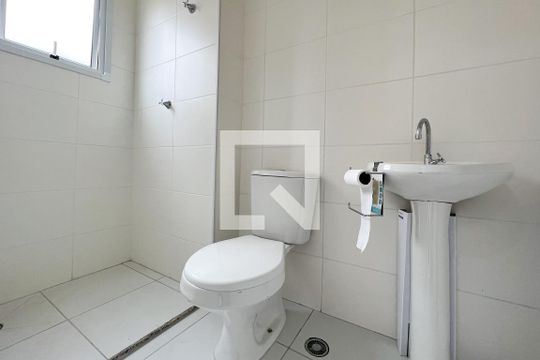 Banheiro de apartamento à venda com 1 quarto, 38m² em Bom Retiro, São Paulo